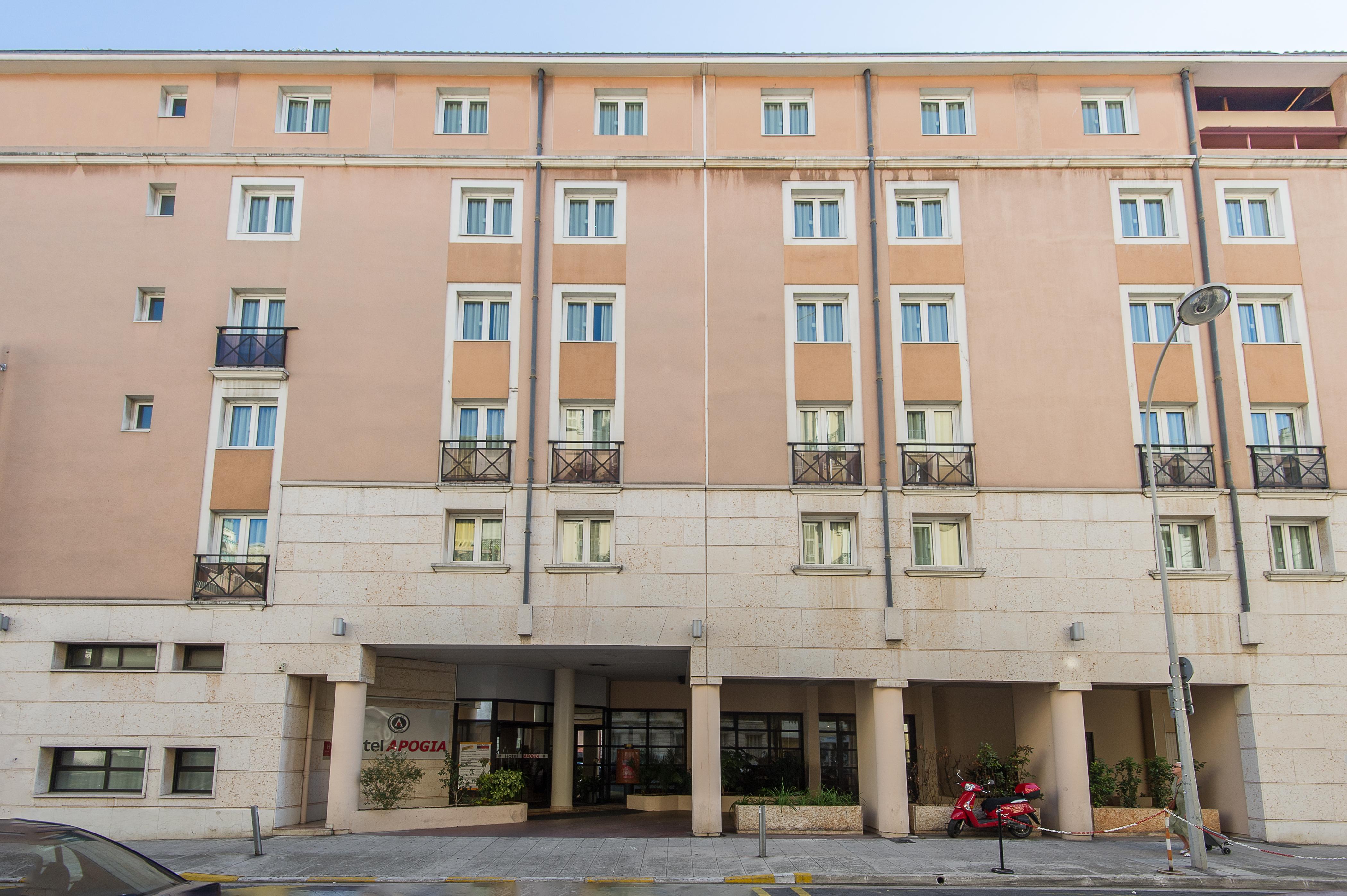 Nice Pam Hotel Fully Renovated Kültér fotó